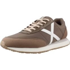 Buty MUNICH 4882013M RUSH Brązowy. Brązowe buty turystyczne munich, bez wzorów, z tkaniny, bez zapięcia, na fitness i siłownię. Za 286.99 zł.