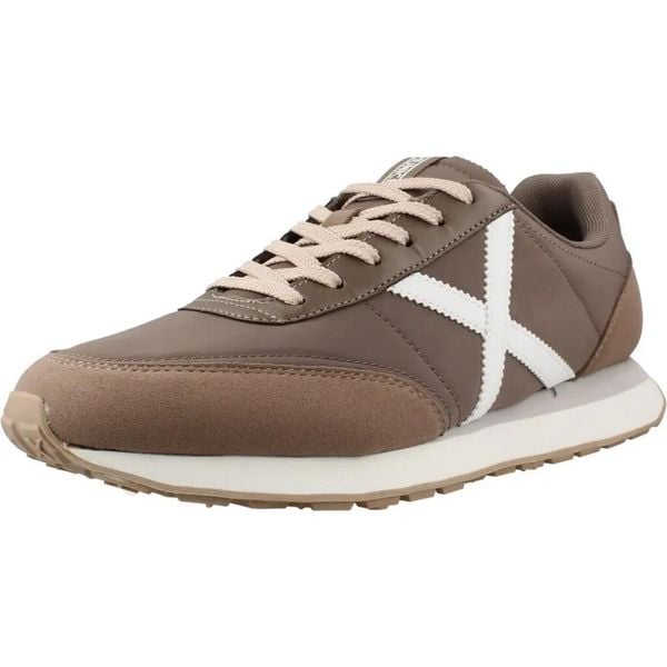Buty MUNICH 4882013M RUSH Brązowy. Brązowe buty turystyczne munich, bez wzorów, z tkaniny, bez zapięcia, na fitness i siłownię. Za 286.99 zł.