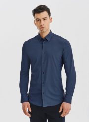 PAKO LORENTE – Granatowa dzianinowa koszula w jodełkę. Koszule Pako Lorente, xl, bez wzorów, z dzianiny, bez kołnierzyka, bez ramiączek. Za 299.99 zł.