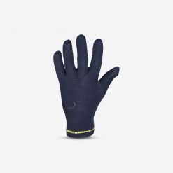 Rękawiczki nurkowe Subea SCD z neoprenu 3 mm. Czarne rękawiczki Decathlon, bez wzorów, z materiału. Za 69.99 zł.
