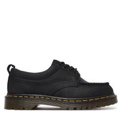 Półbuty Dr. Martens. Czarne eleganckie półbuty Dr. Martens, bez wzorów, bez obcasa, bez zapięcia. Za 899.99 zł.