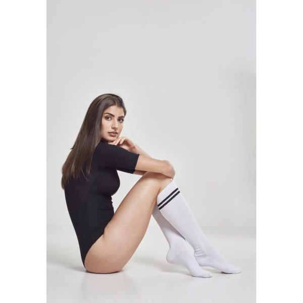 Skarpetki Urban Classic college. Białe skarpety Urban Classics, bez wzorów. Za 25.50 zł.