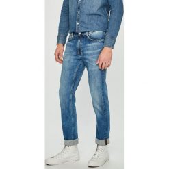 Calvin Klein Jeans - Jeansy CKJ 026. Jeansy marki Calvin Klein Jeans. W wyprzedaży za 299.90 zł.