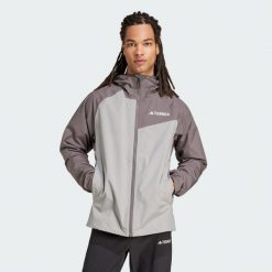 Kurtka Terrex Multi 2L RAIN.RDY. Brązowe kurtki Adidas, l, bez wzorów, z materiału, bez kaptura. Za 549.00 zł.