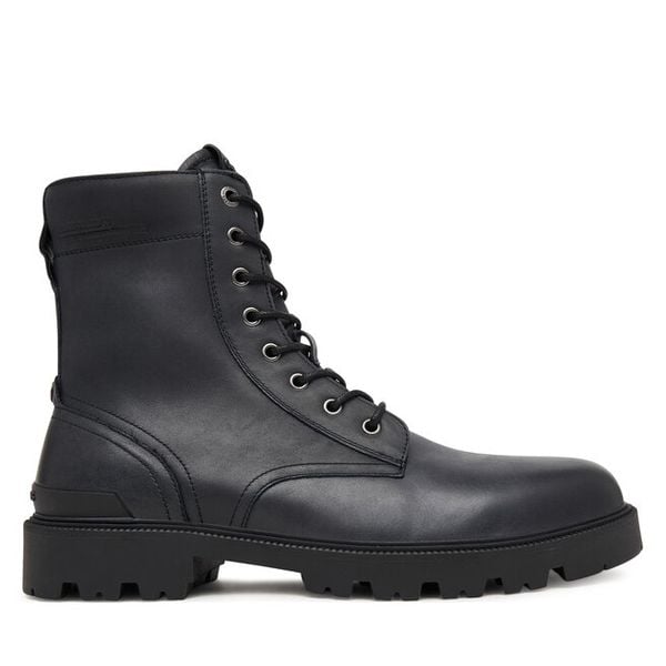Trapery Pepe Jeans. Czarne trapery Pepe Jeans, z jeansu, bez zapięcia. Za 514.99 zł.
