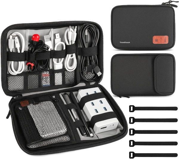 Torba do przechowywania organizera kabli w kolorze czarnym. Czarne torby na laptopa TRAVELHAWK. Za 18.95 zł.