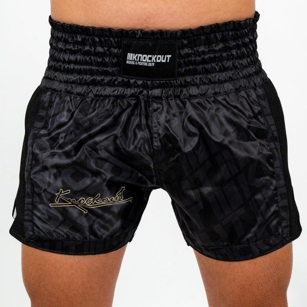 Knockout wicekrese. Czarne szorty KNOCKOUT, bez wzorów, sportowe. Za 151.79 zł.
