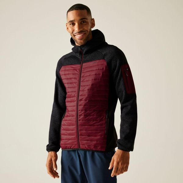 Kurtka hybrydowa Regatta Newhill. Czarne kurtki Regatta, l, bez wzorów, z puchu, bez kaptura. Za 119.99 zł.