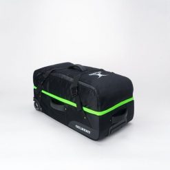 Torba sportowa Gilbert Club. Czarne torby na ramię gilbert, bez wzorów, na ramię, duże. Za 568.00 zł.