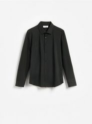 Strukturalna koszula super slim - ciemnozielony. Zielone koszule Reserved, l, bez wzorów, z dzianiny, bez kołnierzyka, bez ramiączek. Za 119.99 zł.