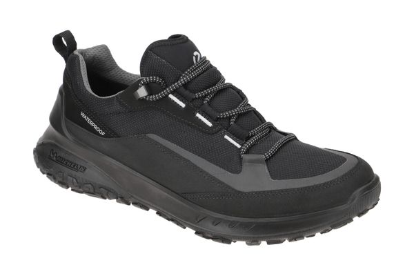 Buty trekkingowe Ecco ULT-TRN. Czarne buty turystyczne ecco, bez wzorów, z materiału, bez zapięcia, trekkingowe. Za 553.00 zł.