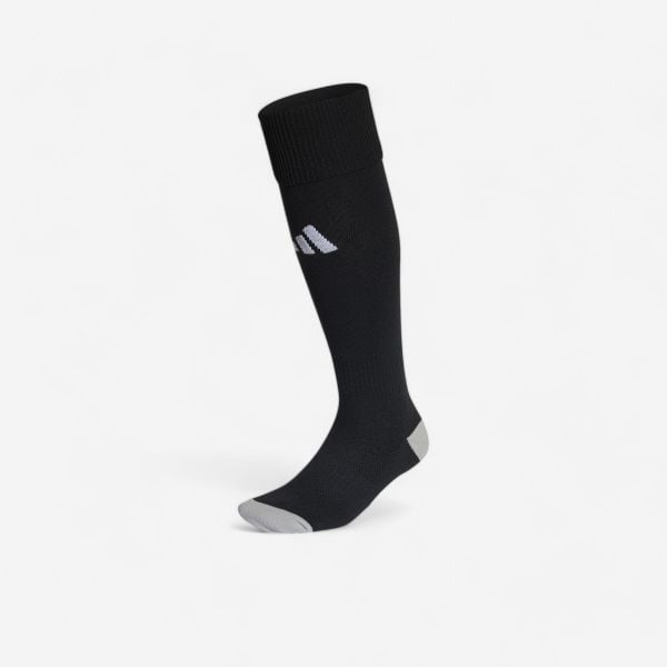 Skarpety do piłki nożnej Adidas Milano. Czarne skarpety Adidas, bez wzorów, z materiału. Za 29.99 zł.