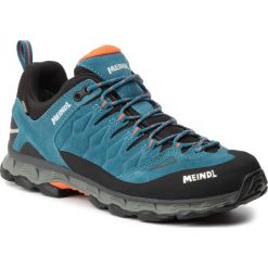 Trekkingi MEINDL - Lite Trail Gtx GORE-TEX 3966 Orange/Petrol 76. Niebieskie trekkingi MEINDL, bez wzorów, z gore-texu, bez zapięcia. W wyprzedaży za 689.00 zł.