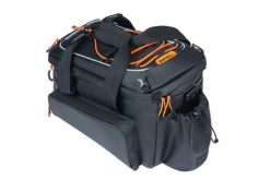 Torba na bagażnik Miles XL Pro MIK 2.0, czarna. Czarne torby na ramię BASIL, bez wzorów, z materiału, na ramię, bez dodatków. Za 572.49 zł.