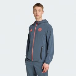 Kurtka FC Bayern Tiro 25 Competition Vis Tech Travell. Brązowe kurtki Adidas, xl, bez wzorów, z dresówki, bez kaptura. Za 399.00 zł.