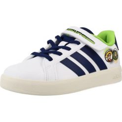 Buty ADIDAS GRAND COURT TOY STO Biały. Białe buty turystyczne Adidas, bez wzorów, z syntetyku, bez zapięcia, na fitness i siłownię. Za 232.00 zł.