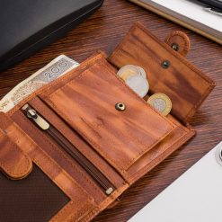 Portfel skórzany męski pionowy klasyczny brązowy RFiD Beltimore D35. Brązowe portfele bez wzorów. Za 59.90 zł.