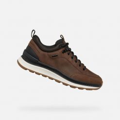 Buty do chodzenia męskie Geox U46HMB0FFEKC0196. Brązowe buty turystyczne Geox, bez wzorów, z materiału, bez zapięcia, trekkingowe. Za 712.10 zł.