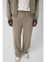 Guess Spodnie materiałowe 183087 Zielony Regular Fit. Zielone spodnie materiałowe Guess, m, z aplikacjami, z materiału. Za 434.99 zł.