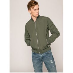 Jack & Jones - Kurtka bomber New Pacific. Kurtki marki Jack & Jones. W wyprzedaży za 119.90 zł.