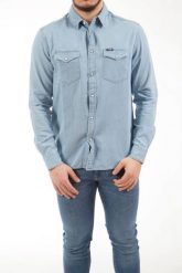 WRANGLER LS DENIM SHIRT MĘSKA KOSZULA JEANSOWA LOGO LIGHT INDIGO W5M7C3X4E 112130235. Niebieskie koszule Wrangler, m, bez wzorów, z denimu, bez kołnierzyka, bez ramiączek. Za 159.99 zł.