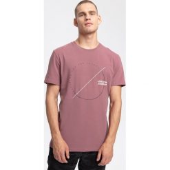 T-shirt męski TSM269 - burgund. T-shirty marki 4F. W wyprzedaży za 39.99 zł.