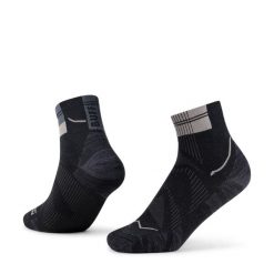 Skarpetki Buff COOLNET® QUARTER SOCK CQ. Czarne skarpety Buff, bez wzorów, z elastanu. Za 99.90 zł.