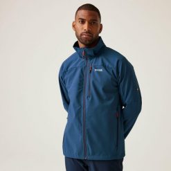 Arana męski softshell przeciwdeszczowy. Zielone kurtki przeciwdeszczowe Regatta, m, bez wzorów, z materiału, bez kaptura. W wyprzedaży za 329.99 zł.