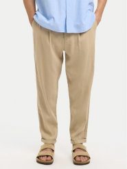 Selected Homme Chinosy 16092732 Beżowy Relaxed Fit. Brązowe eleganckie spodnie Selected Homme, m, z bawełny. Za 199.99 zł.