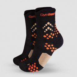 Skarpetki unisex bieganie czarne Pulse. Czarne skarpetki sportowe GYMBEAM, bez wzorów, z elastanu. Za 20.90 zł.