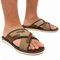 Klapki męskie Wrangler CALVIN SLIDER MEN LOW. Brązowe klapki Wrangler, z materiału. Za 139.00 zł.
