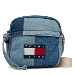 Saszetka Tommy Jeans. Niebieskie saszetki i nerki Tommy Jeans, bez wzorów, z denimu, małe, bez dodatków. Za 409.99 zł.
