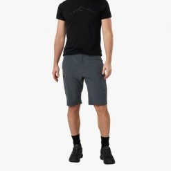 Szorty turystyka męskie Swedemount Glittertind Shorts oddychające. Czarne szorty SWEDEMOUNT, m, bez wzorów, z tkaniny, sportowe. Za 199.99 zł.