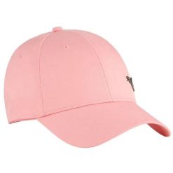 Czapka Z Daszkiem Z Metalowym Logo ESS. Czerwone czapki z daszkiem Puma, bez wzorów. Za 110.99 zł.