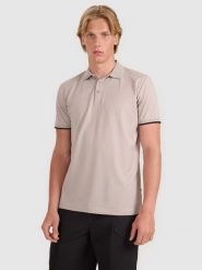 4F Koszulka polo regular męska - szara XXL. Szare koszulki polo sportowe 4F, m, bez wzorów, z bawełny, bez kołnierzyka, bez ramiączek. W wyprzedaży za 79.99 zł.