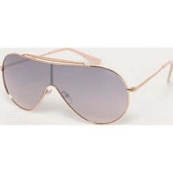 Guess - Okulary przeciwsłoneczne. Żółte okulary przeciwsłoneczne Guess. W wyprzedaży za 179.90 zł.