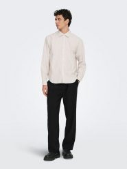 ONLY & SONS Spodnie dresowe w kolorze czarnym rozmiar: XL. Czarne spodnie treningowe długie Only & Sons, xl, bez wzorów, z dresówki. Za 134.95 zł.