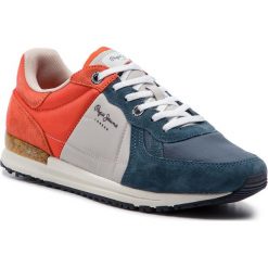 Sneakersy PEPE JEANS - Tinker Pro Camp Summer PMS30510 Old Navy 584. Niebieskie buty sportowe casual Pepe Jeans, bez wzorów, z jeansu, bez zapięcia. W wyprzedaży za 249.00 zł.