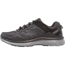 Skechers Sport BOWERZ Tenisówki i Trampki black. Trampki marki Skechers Sport. W wyprzedaży za 233.10 zł.