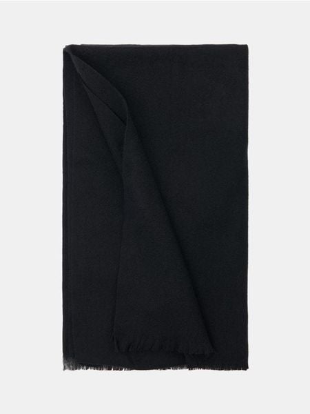 Szalik z frędzlami - czarny. Czarne szaliki Sinsay, bez wzorów. Za 15.99 zł.