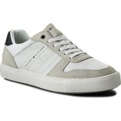 Sneakersy TOMMY HILFIGER - Lightweight Material Mix Sneaker FM0FM01539 White 100. Buty sportowe casual marki Tommy Hilfiger. W wyprzedaży za 269.00 zł.