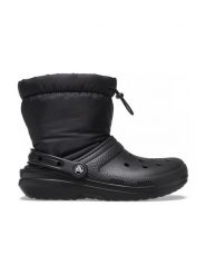 Crocs Kozaki "Classic Lined Neo Puff" w kolorze czarnym rozmiar: 42/43. Czarne kozaki Crocs, bez wzorów, z materiału, bez obcasa, bez zapięcia. Za 244.95 zł.