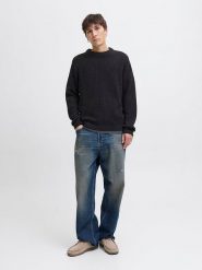 Jack & Jones Sweter w kolorze czarnym rozmiar: L. Czarne swetry nierozpinane Jack & Jones, l, bez wzorów, bez kołnierzyka, bez ramiączek. Za 122.38 zł.