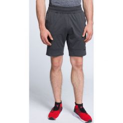 Spodenki treningowe męskie SKMF007 - ciemny szary melanż. Krótkie spodenki sportowe marki 4F. W wyprzedaży za 59.99 zł.