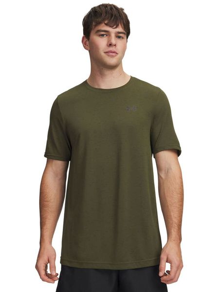 Under Armour Koszulka spotowa "Vanish Seamless" w kolorze khaki rozmiar: XL. Brązowe t-shirty sportowe Under Armour, bez wzorów, z materiału, bez ramiączek, outdoorowe. Za 124.95 zł.