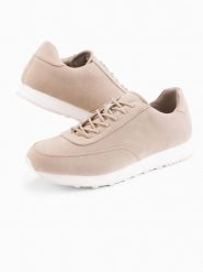 Sportowe męskie buty sneakersy z ekoskóry o zamszowym wykończeniu – piaskowe V4 - Rozmiar: 43. Buty sportowe casual Ombre Clothing, bez wzorów, z gumy, z okrągłym noskiem, bez zapięcia. W wyprzedaży za 109.99 zł.