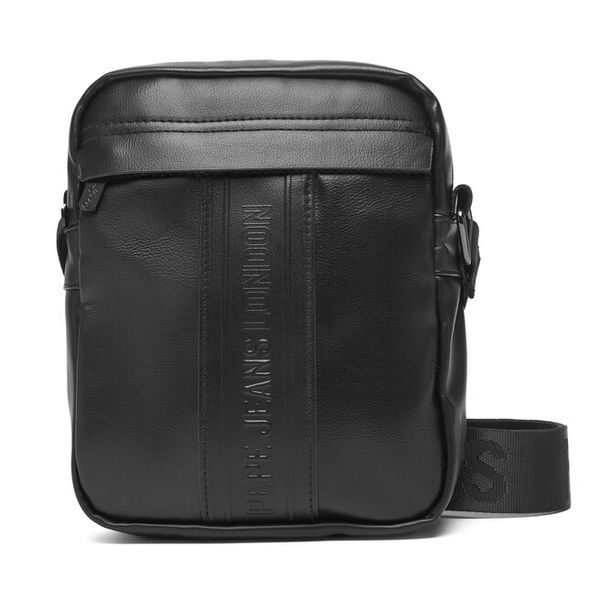 Saszetka Pepe Jeans. Czarne saszetki i nerki Pepe Jeans, bez wzorów, z jeansu, małe, bez dodatków. Za 149.99 zł.