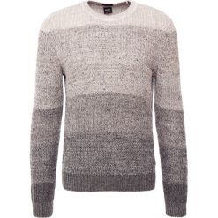 BOSS CASUAL ANSEELMO Sweter khaki. Swetry nierozpinane BOSS CASUAL. W wyprzedaży za 440.30 zł.