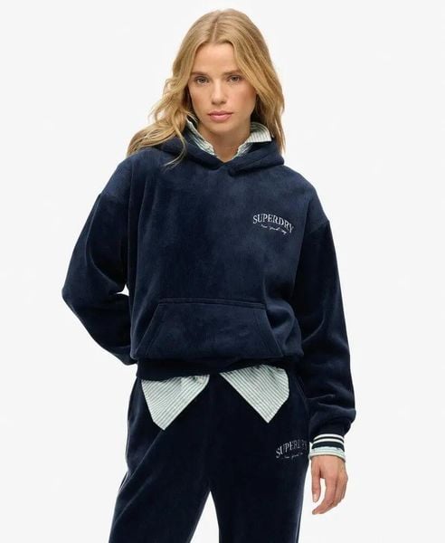 Superdry Country Club Velour Relaxed Hoodie – welurowa bluza z kapturem – RICH. Niebieskie bluzy z kapturem Superdry, bez wzorów, z elastanu, z kapturem. Za 326.95 zł.