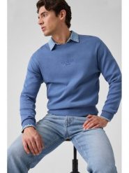 Guess Sweter 183099 Niebieski Classic Fit. Niebieskie swetry rozpinane Guess, l, z aplikacjami, bez kołnierzyka, bez ramiączek. Za 394.99 zł.